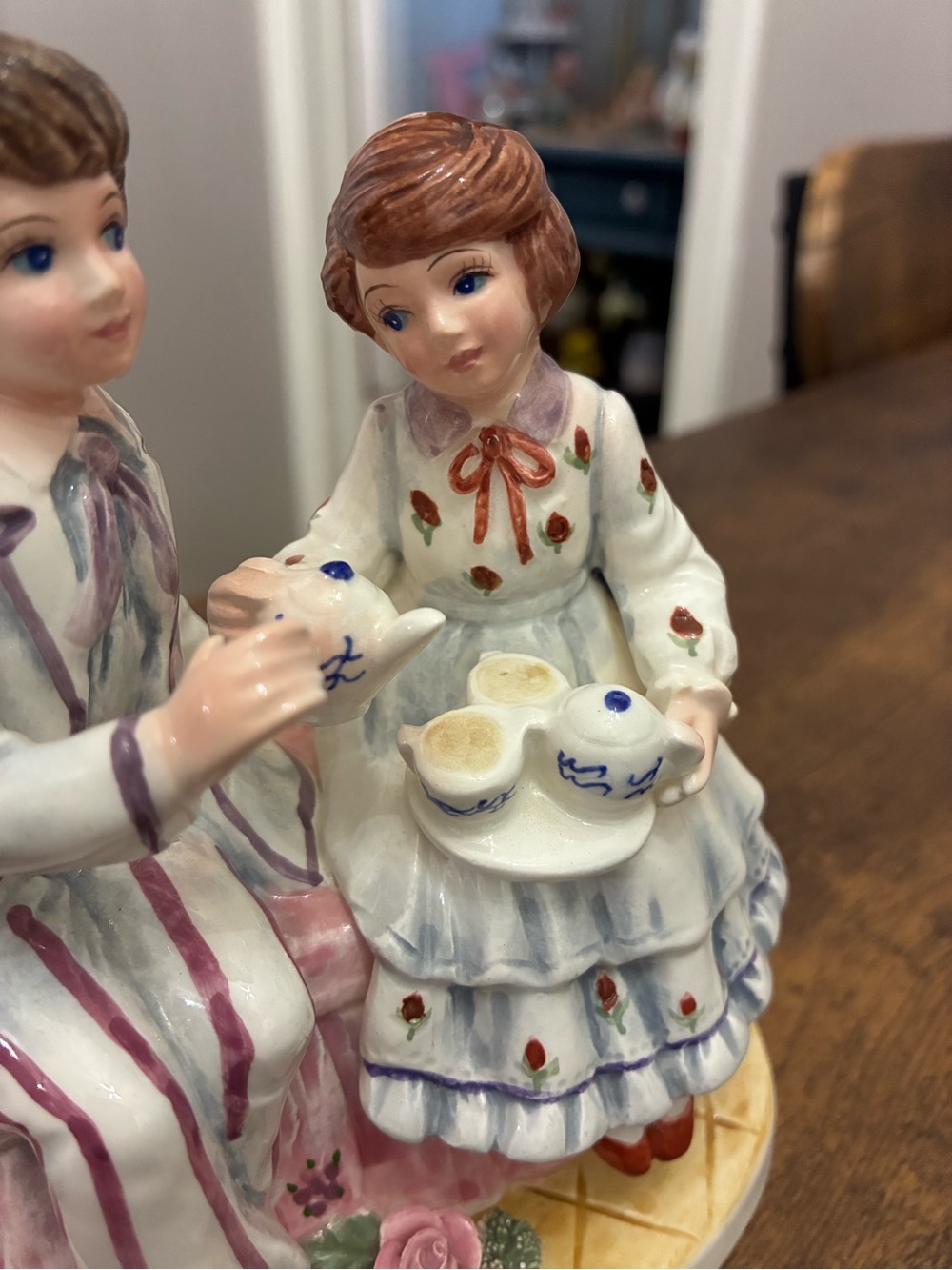 1996 Lefton Yamada “Tea for Two” Victorian Figurine Music Box - Picture 2 of 14